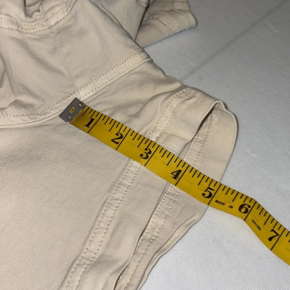 Maurices shorts button/zip close pockets stretchy in back pleated size 14 NWOT - Picture 3 of 9